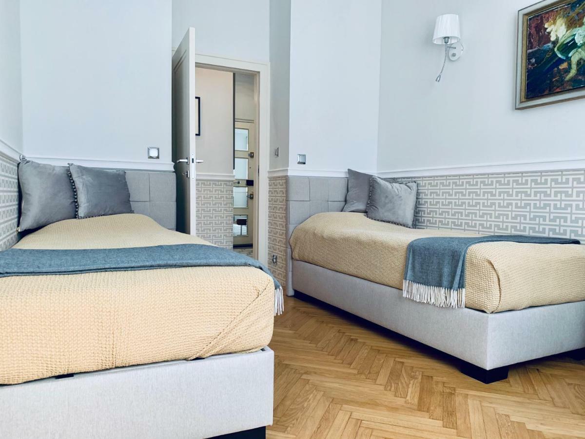 Villa Bagatelle - Luxury Apartment Ница Екстериор снимка